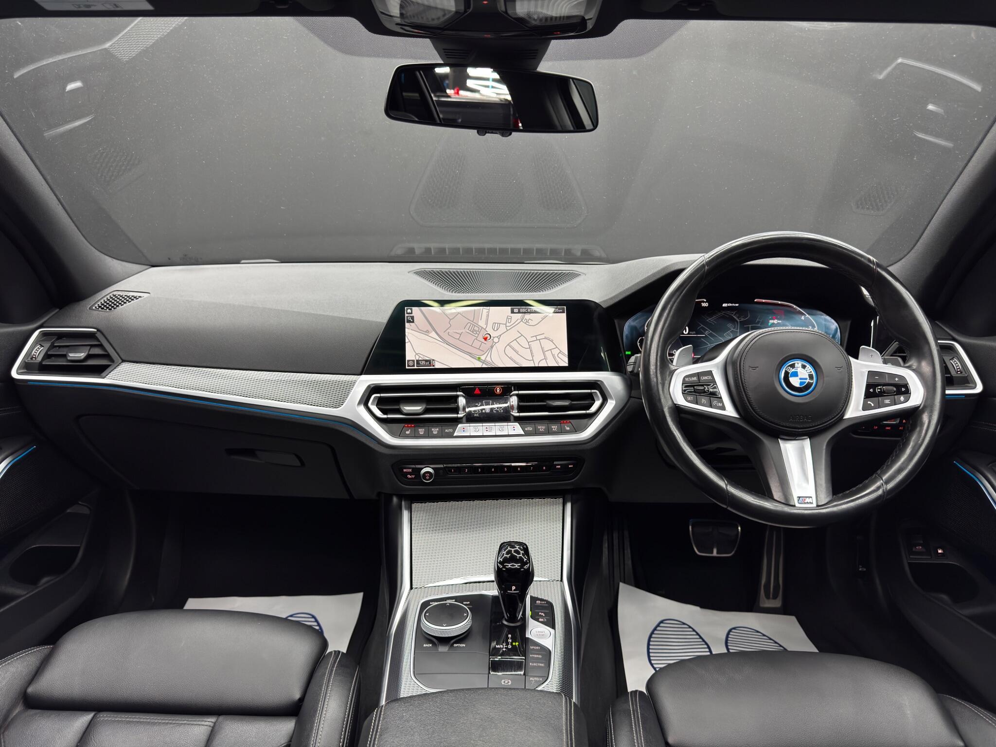 BMW 3 Series - Image 10