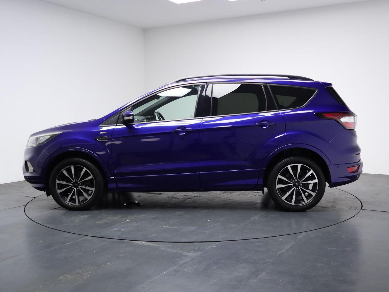 Ford Kuga - Image 8
