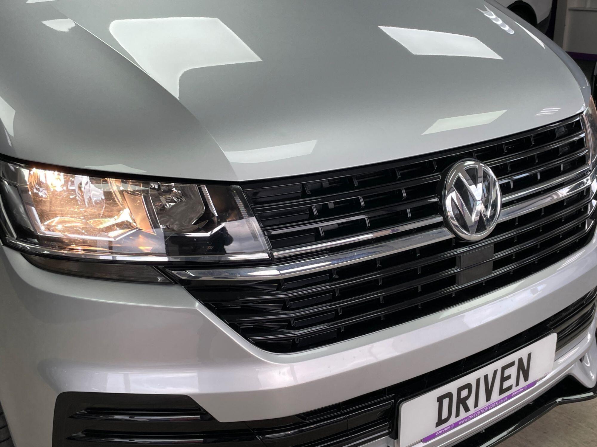 Volkswagen Transporter - Image 4
