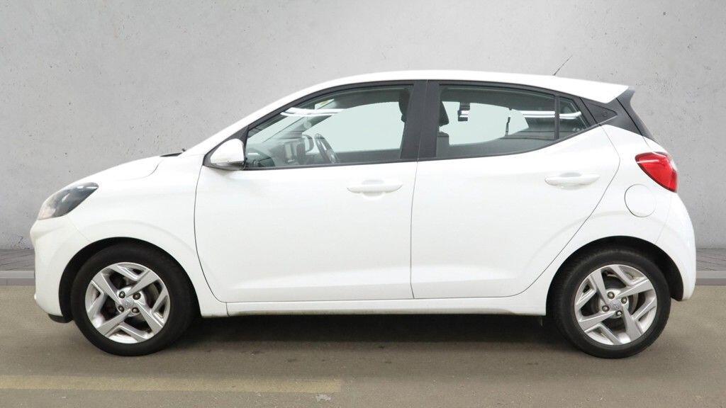 Hyundai i10 - Image 9