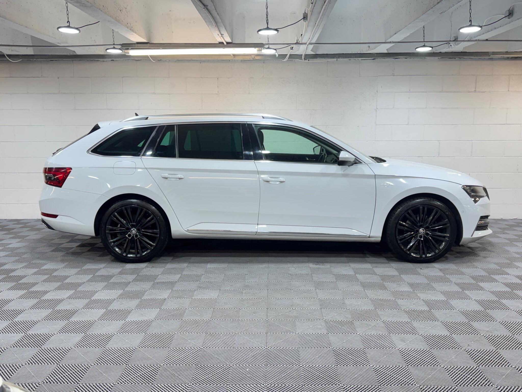 Skoda Superb - Image 5