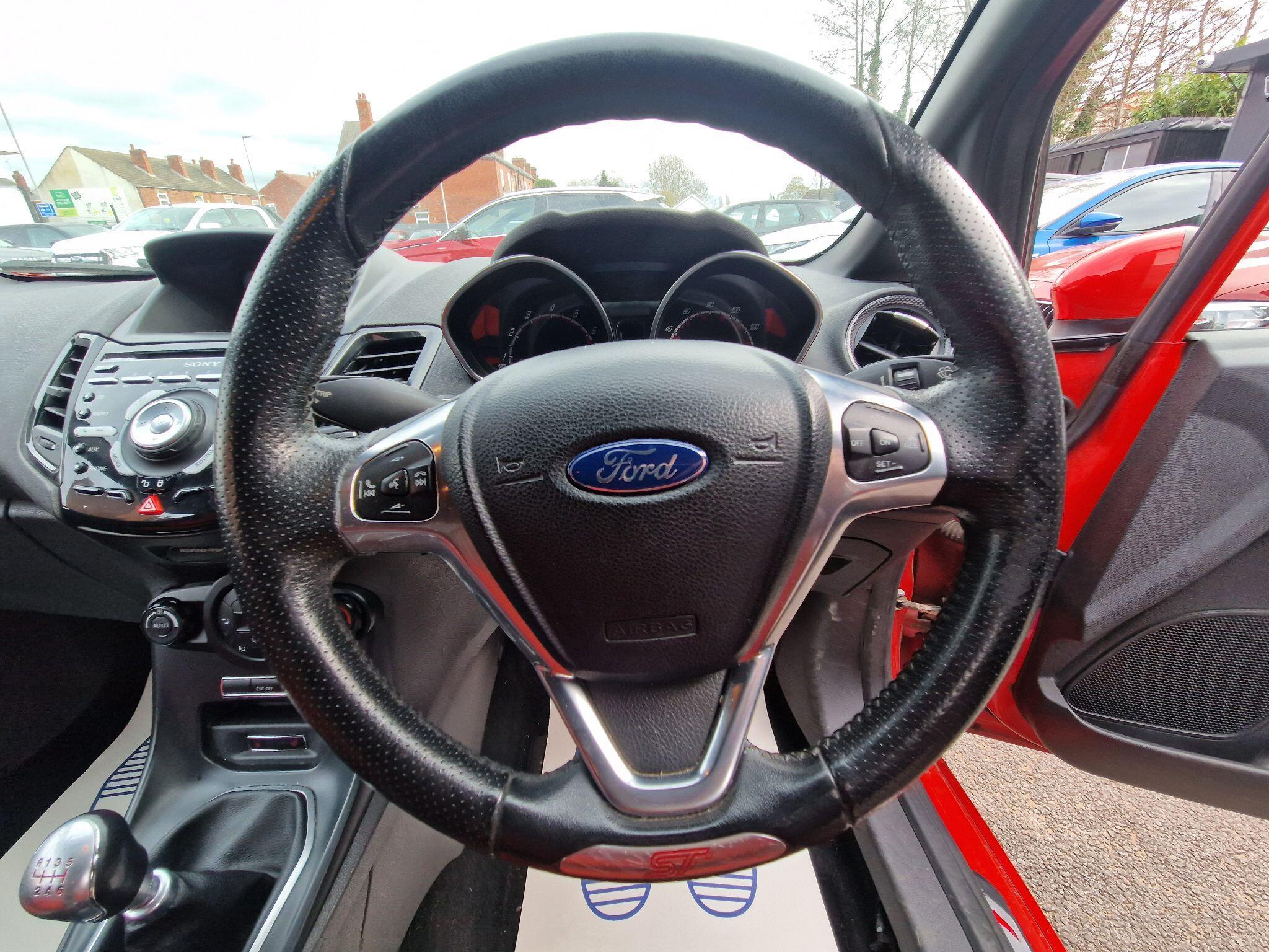 Ford Fiesta - Image 41