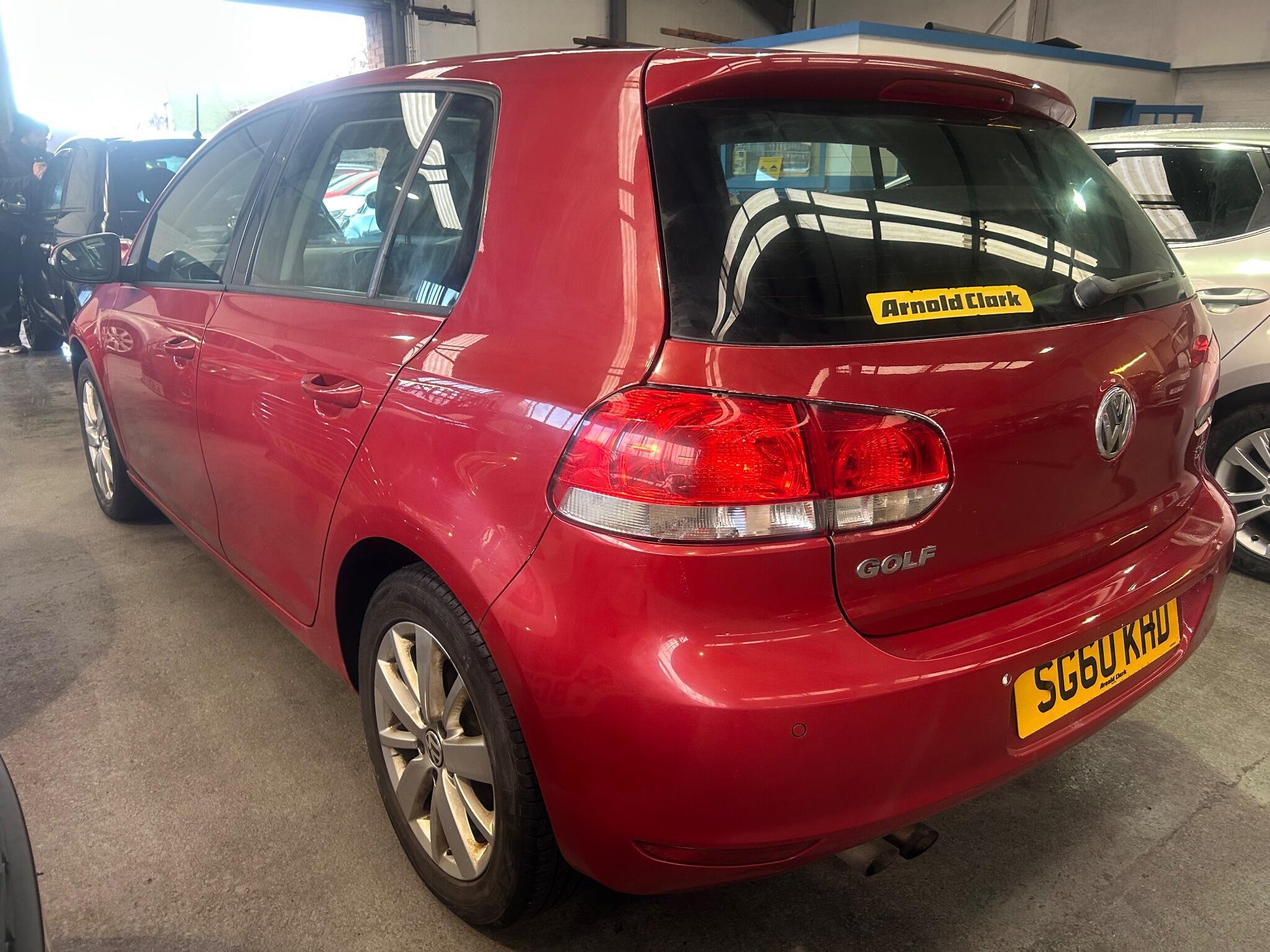 Volkswagen Golf - Image 12