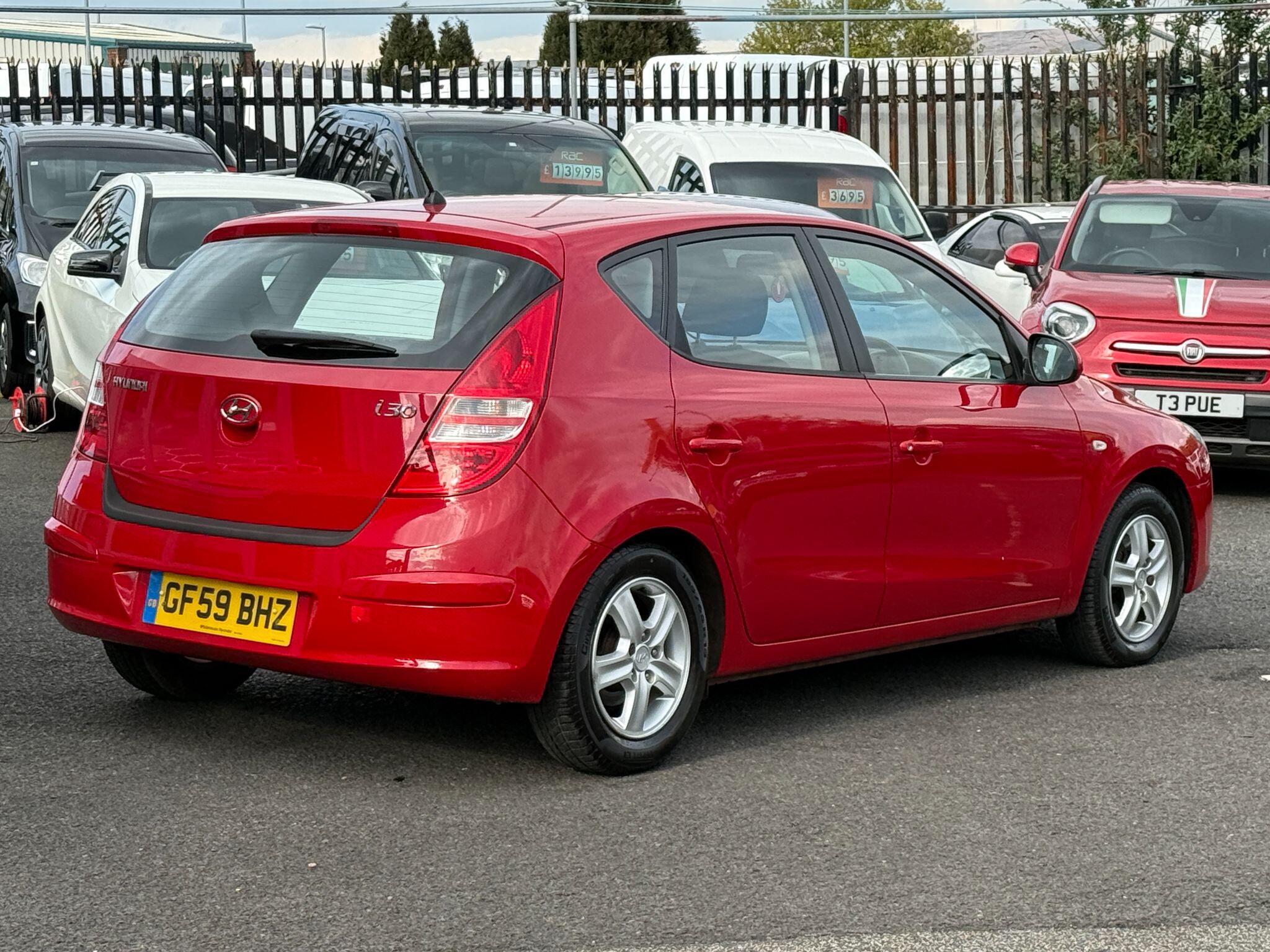 Hyundai i30 - Image 16