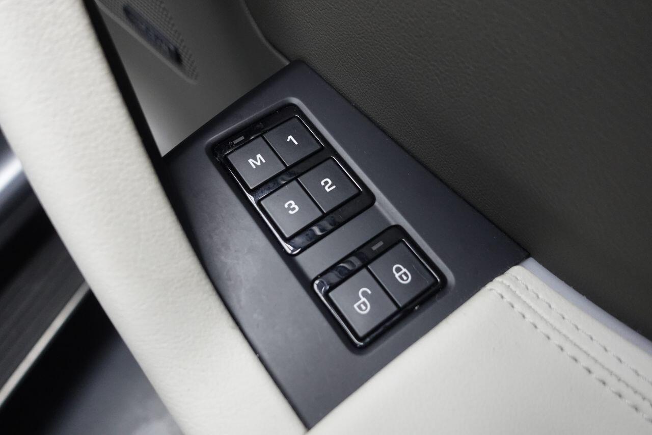 Jaguar F-Pace - Image 34