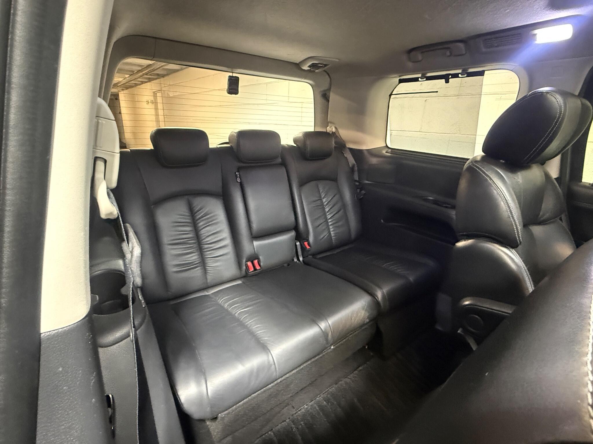 Nissan Elgrand - Image 14