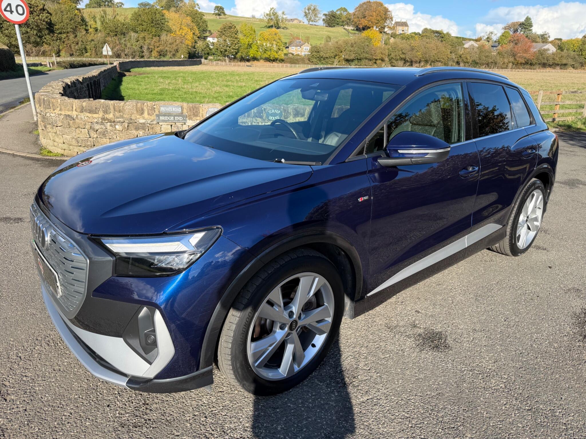 Audi Q4 E-Tron - Image 2