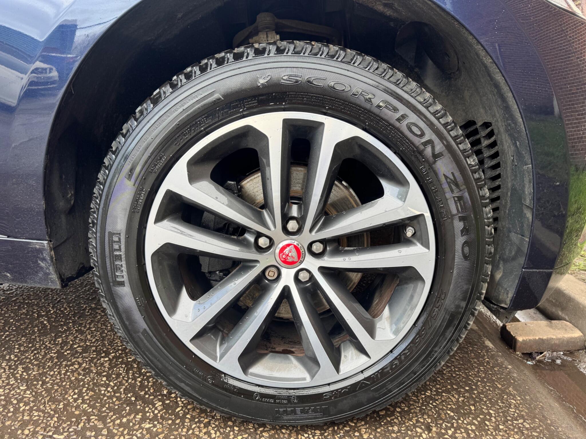 Jaguar F-Pace - Image 39