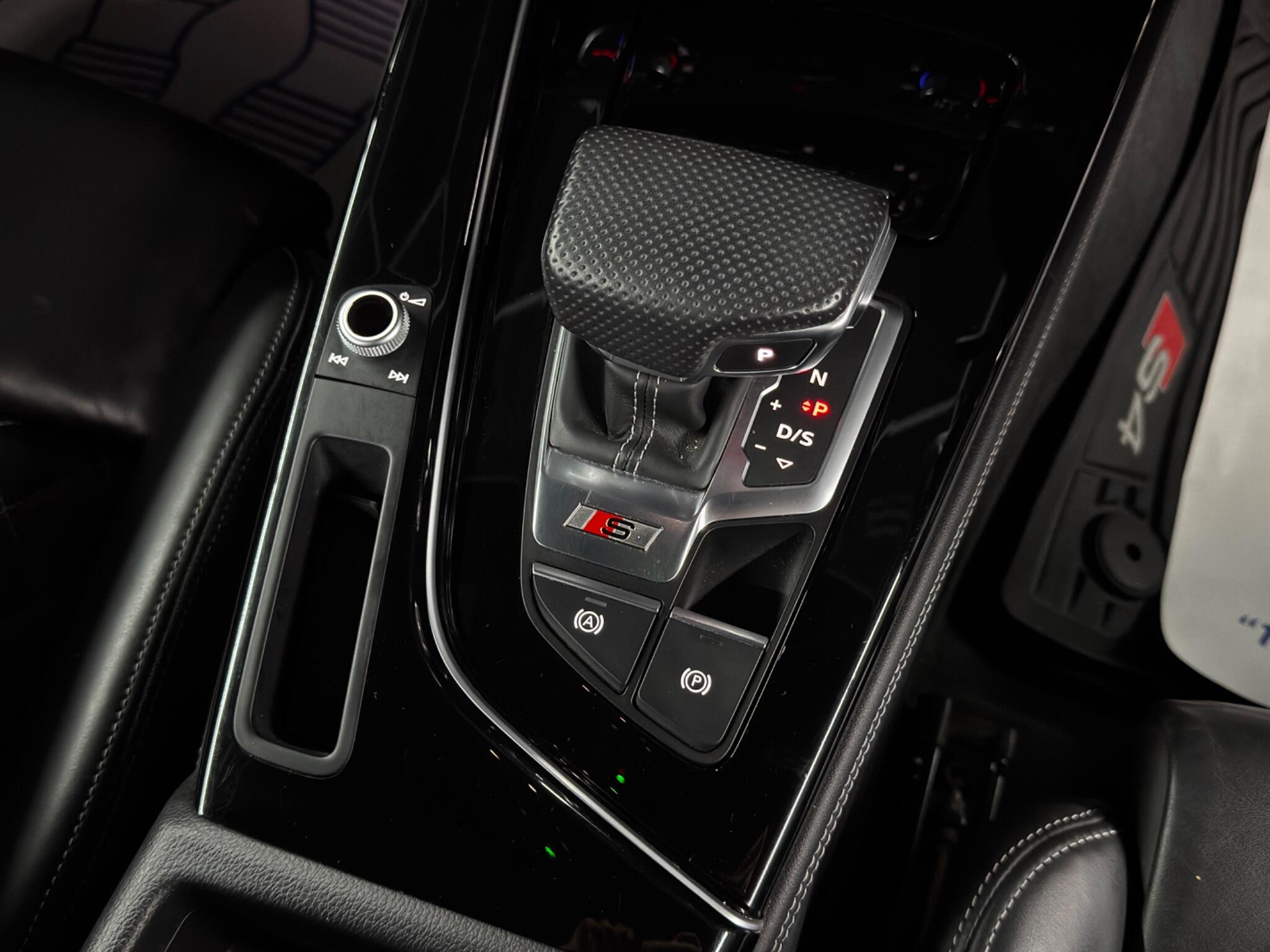 Audi S4 Avant - Image 27