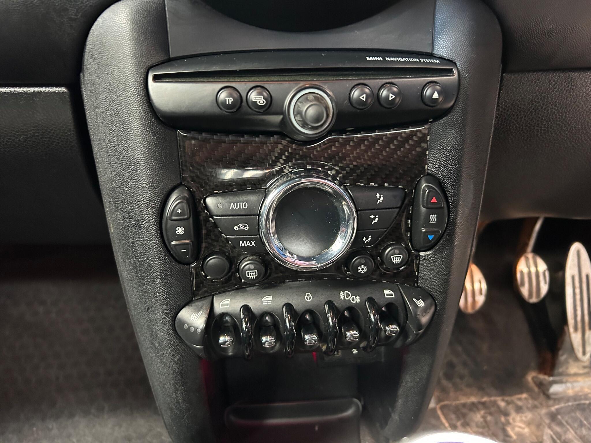 MINI Convertible - Image 14