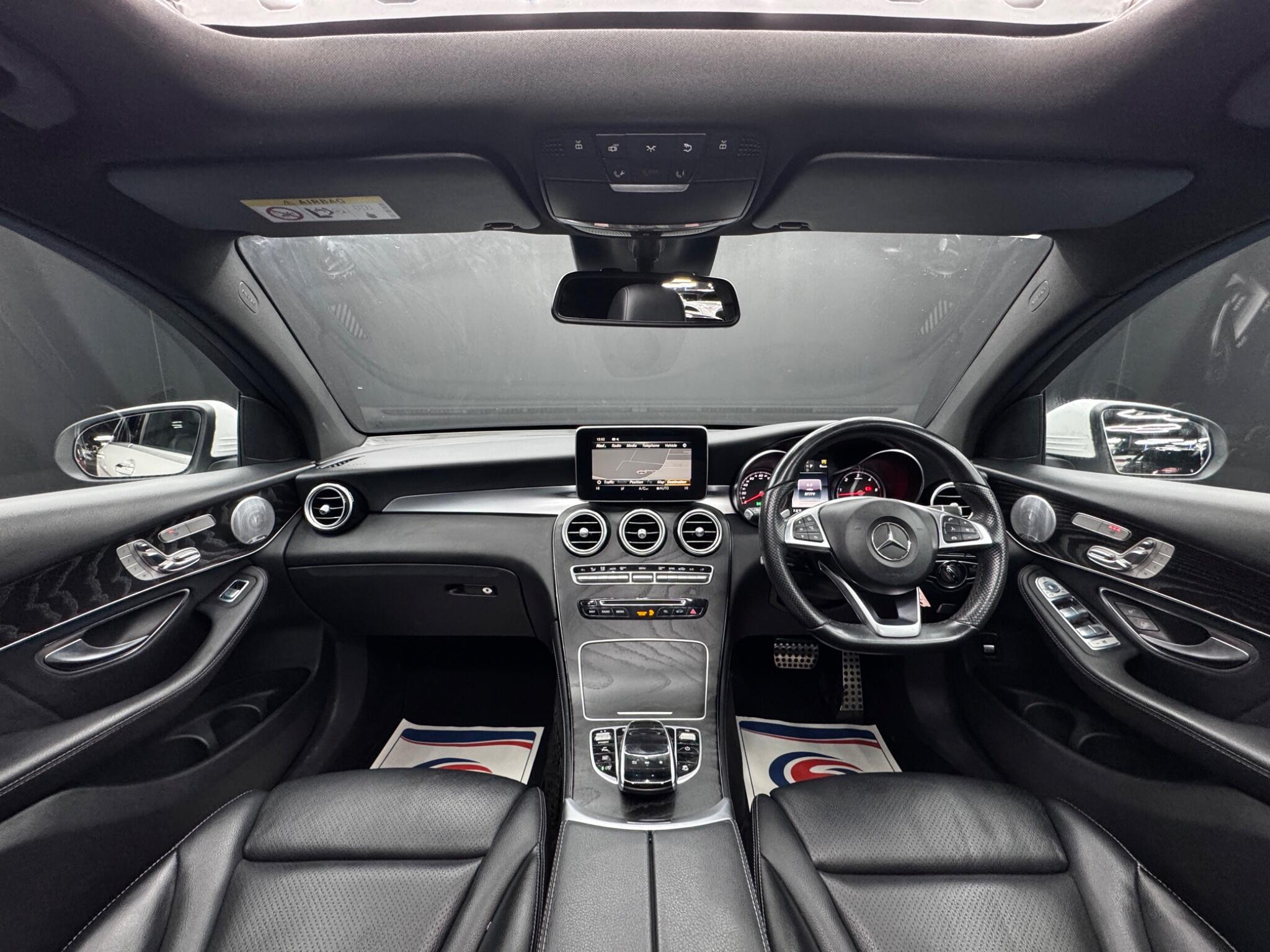 Mercedes GLC - Image 17