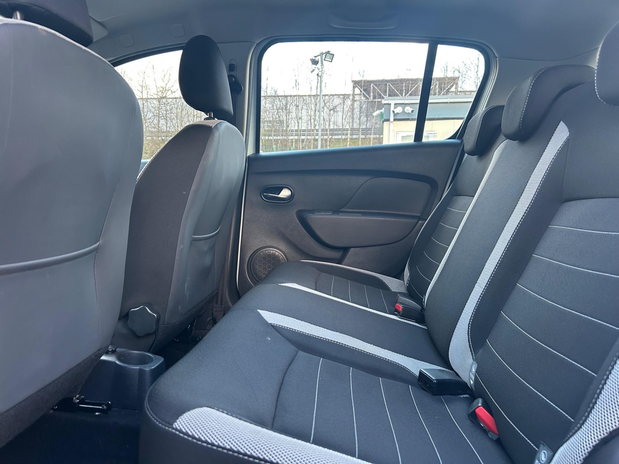 Dacia Sandero Stepway - Image 30