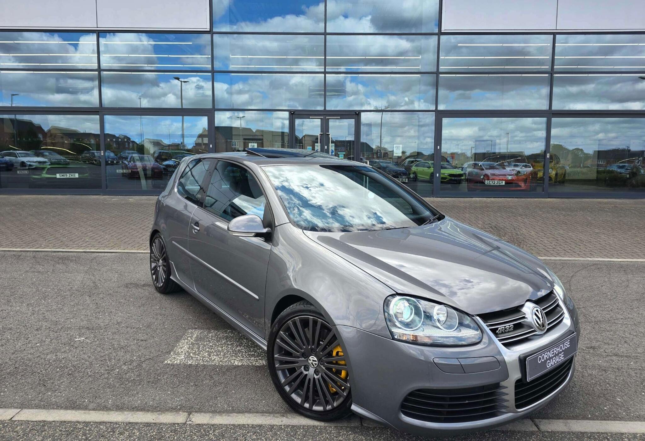 Volkswagen Golf - Image 10