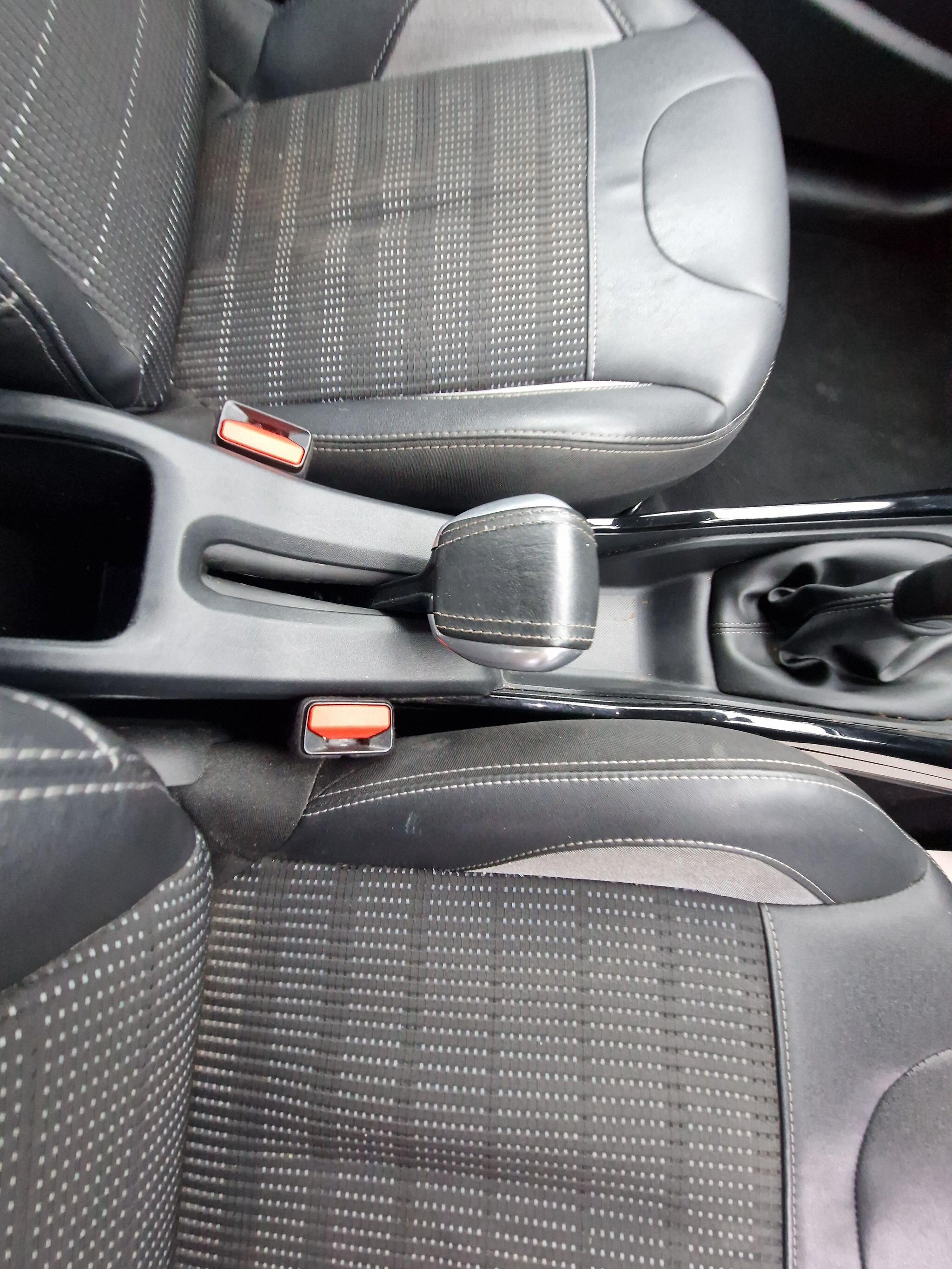 Peugeot 2008 - Image 27