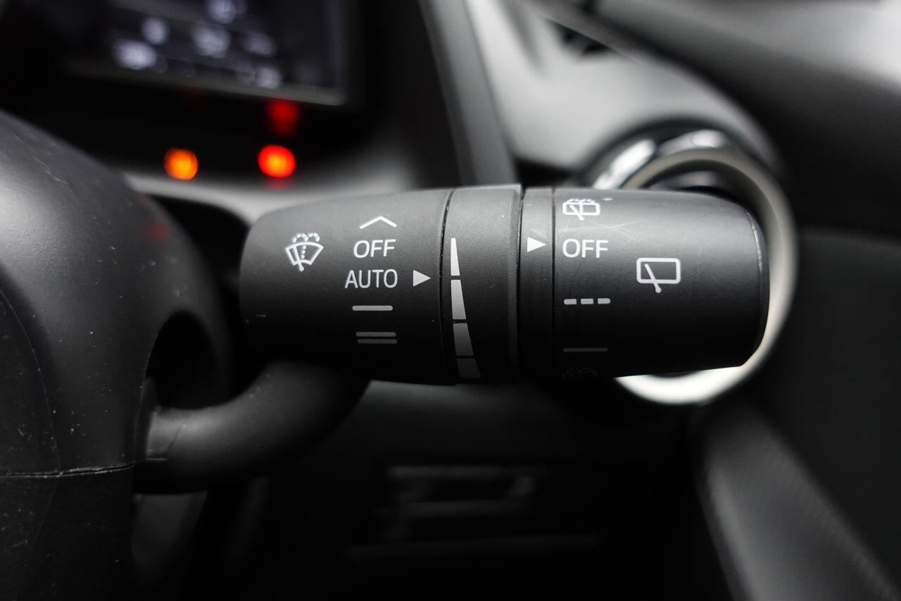 Mazda MAZDA2 - Image 35