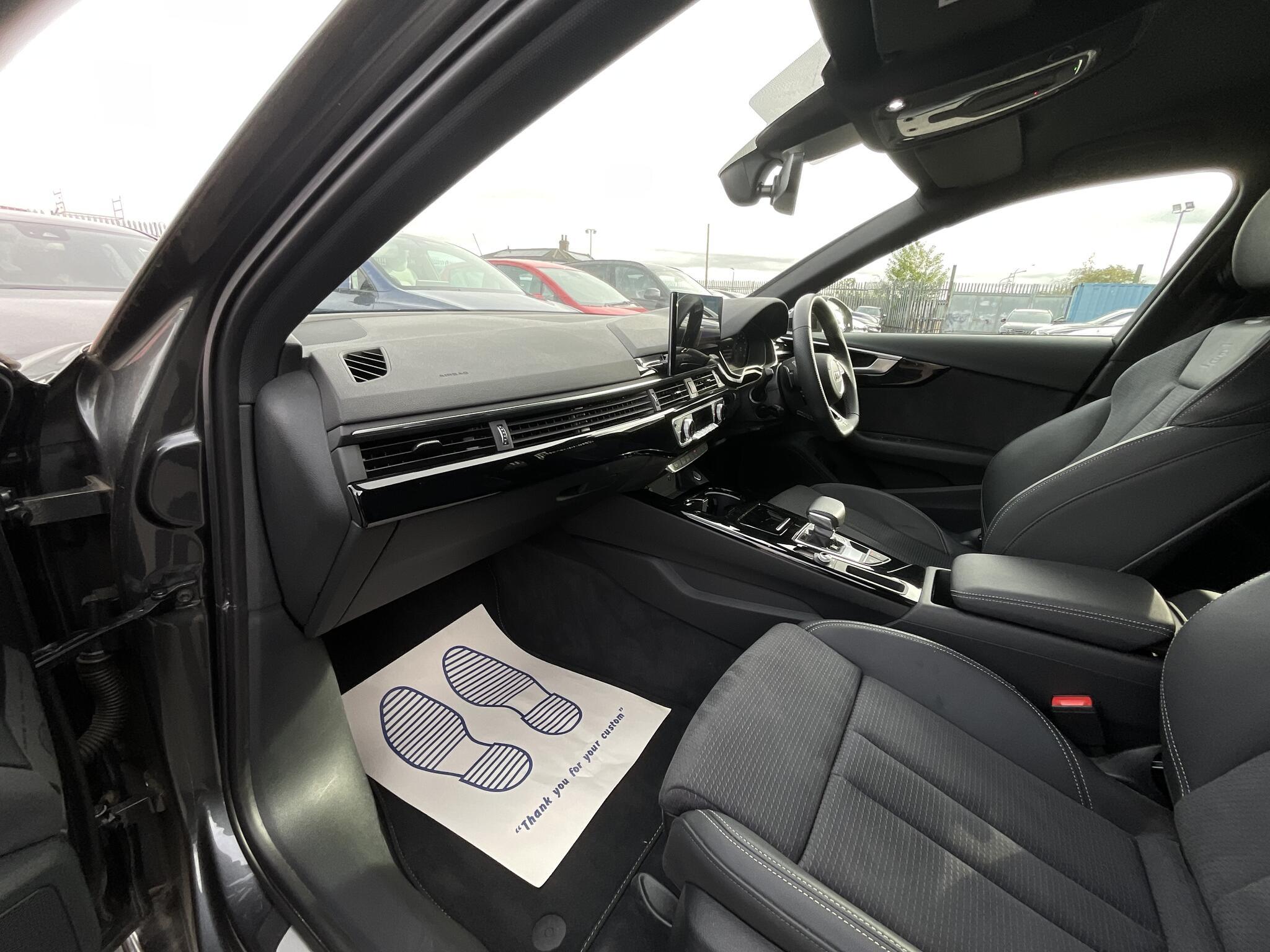 Audi A4 - Image 17