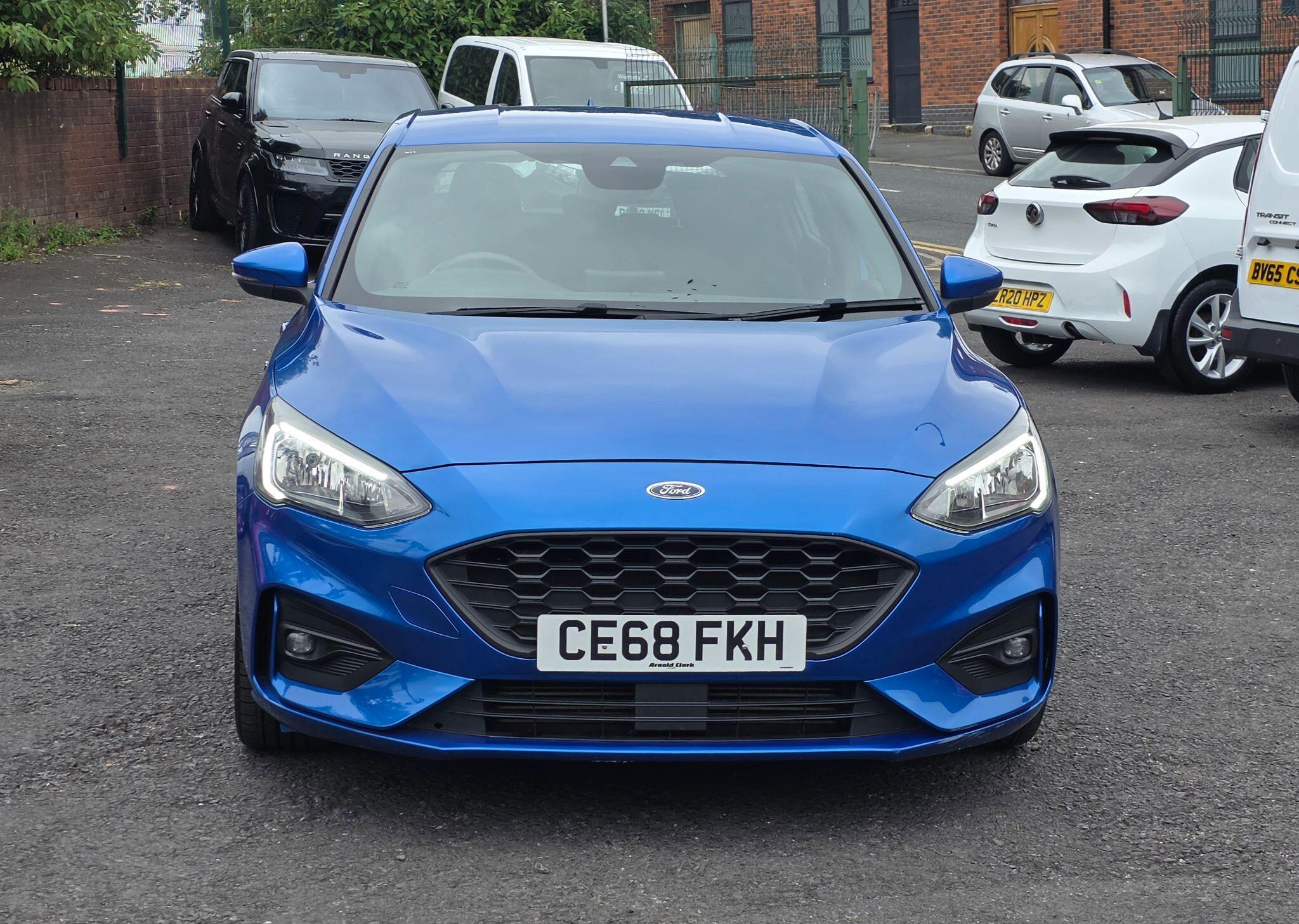 Ford Focus - Image 2