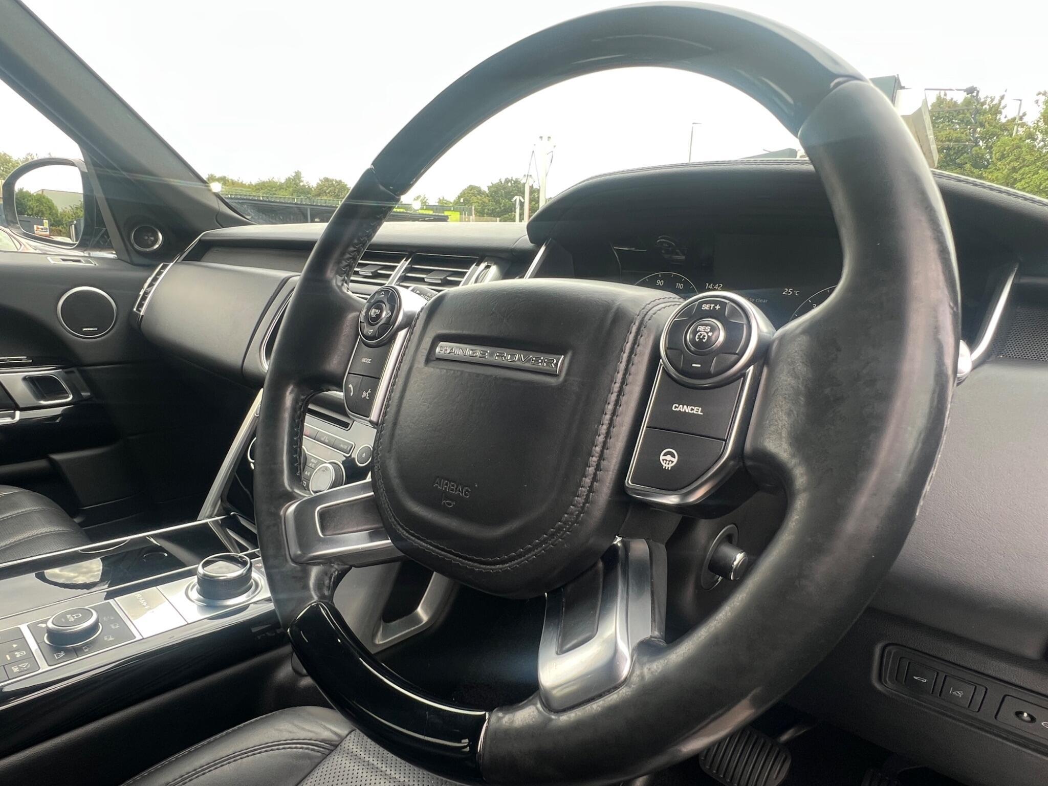 Land Rover Range Rover - Image 19