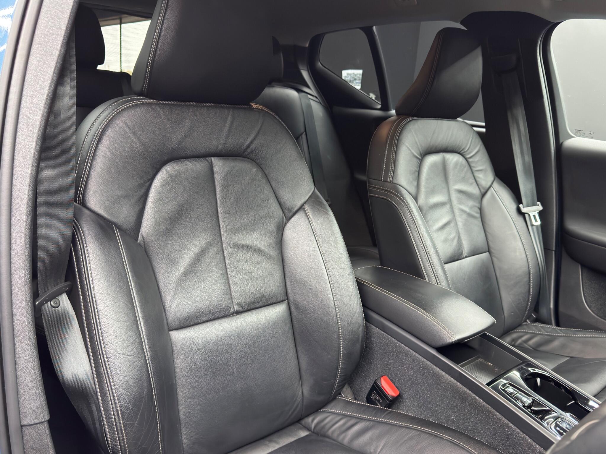 Volvo XC40 - Image 12