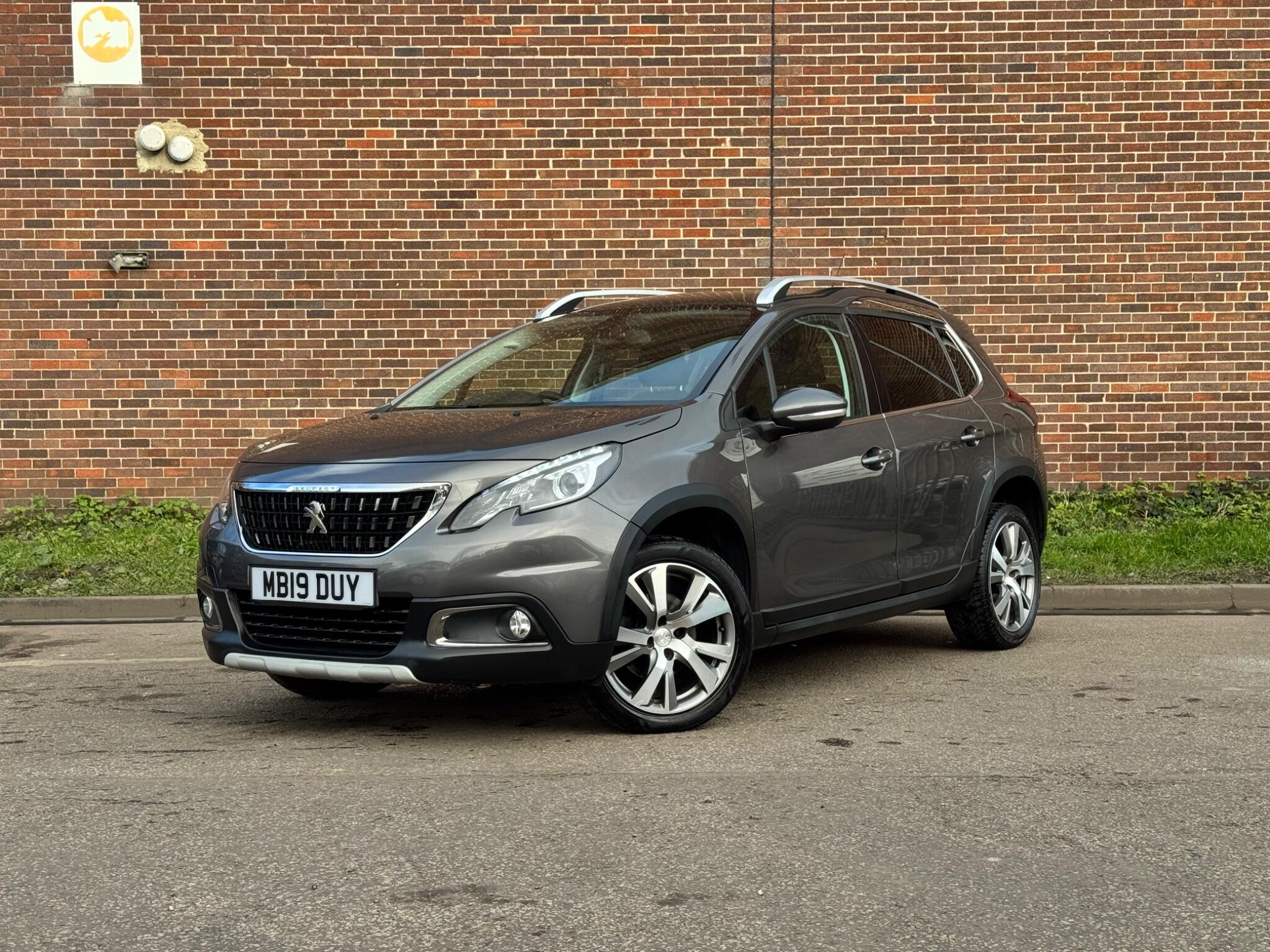 Peugeot 2008 - Image 2