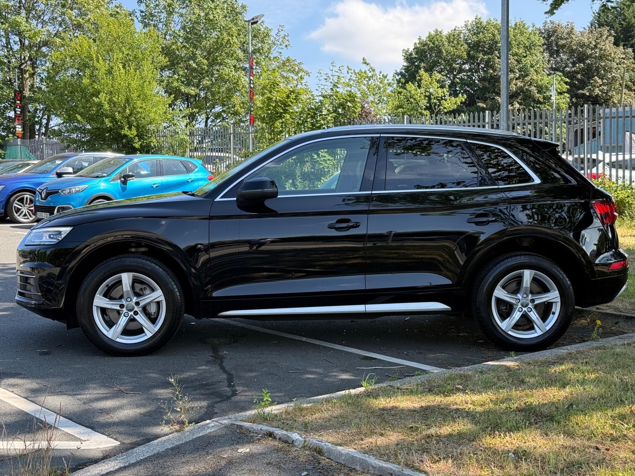 Audi Q5 - Image 7