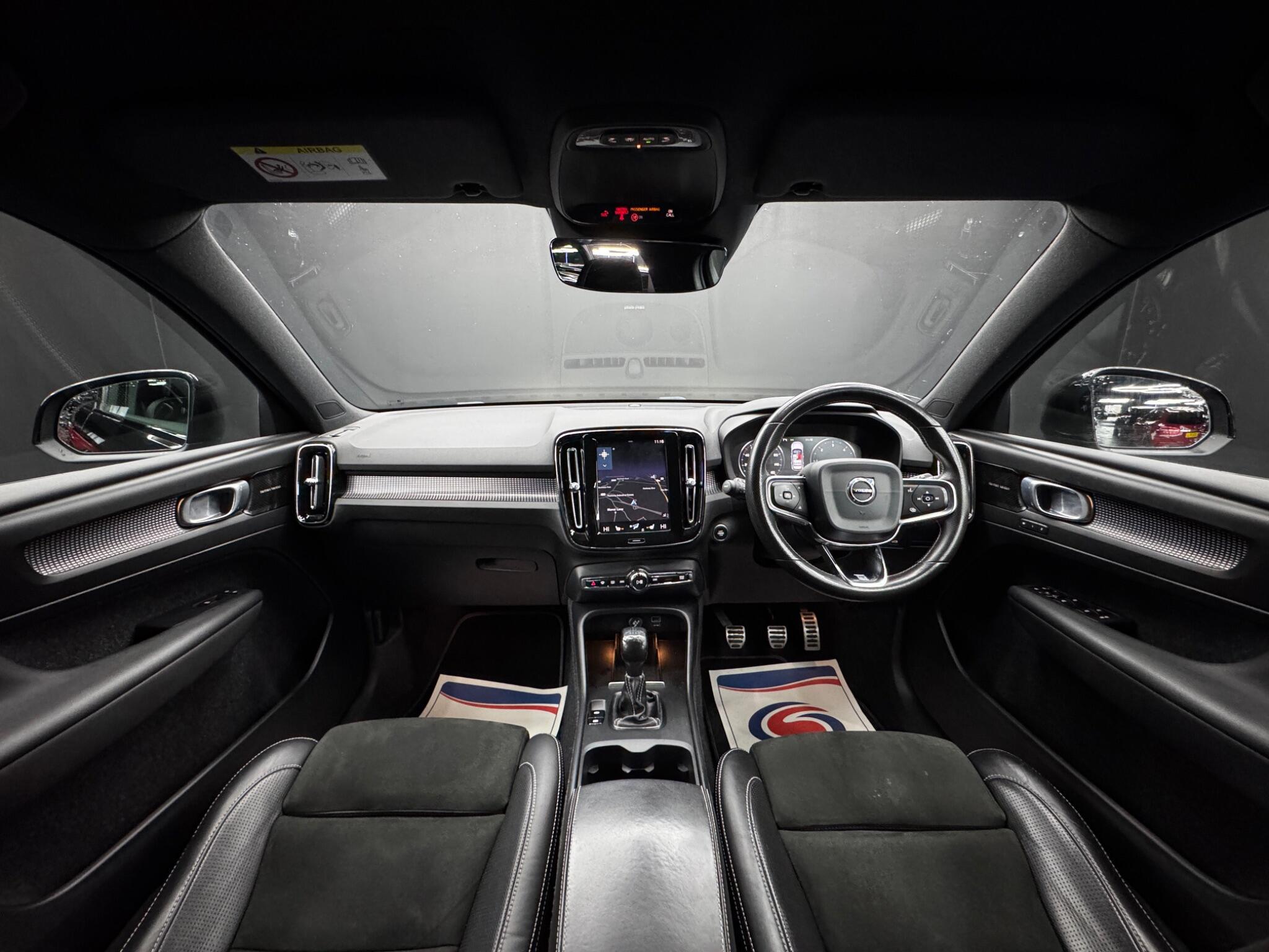 Volvo XC40 - Image 17