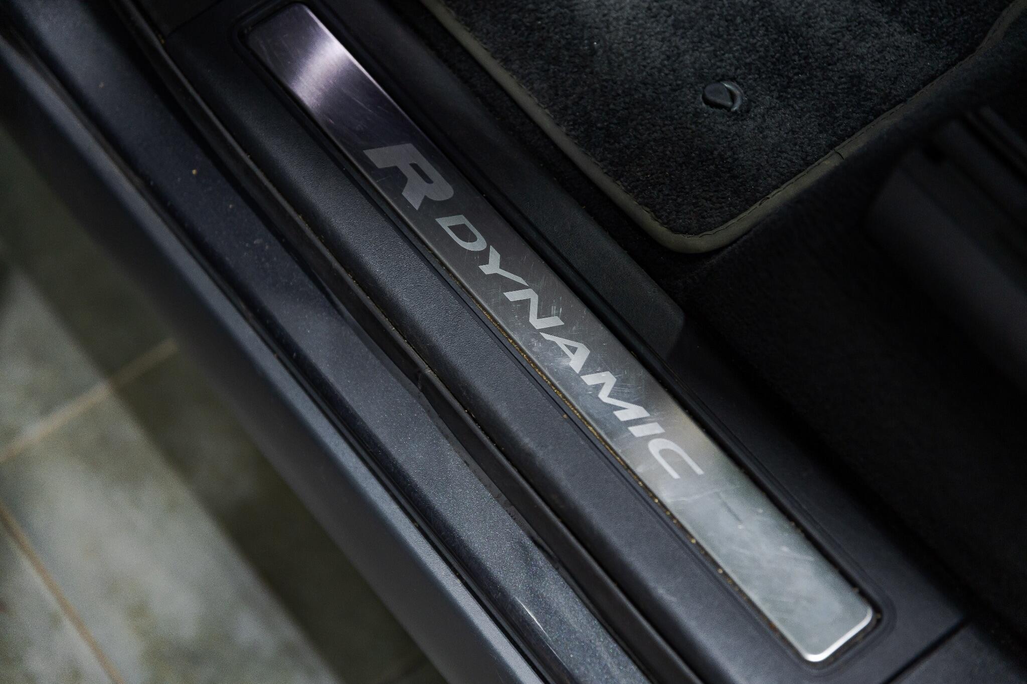 Land Rover Discovery - Image 38