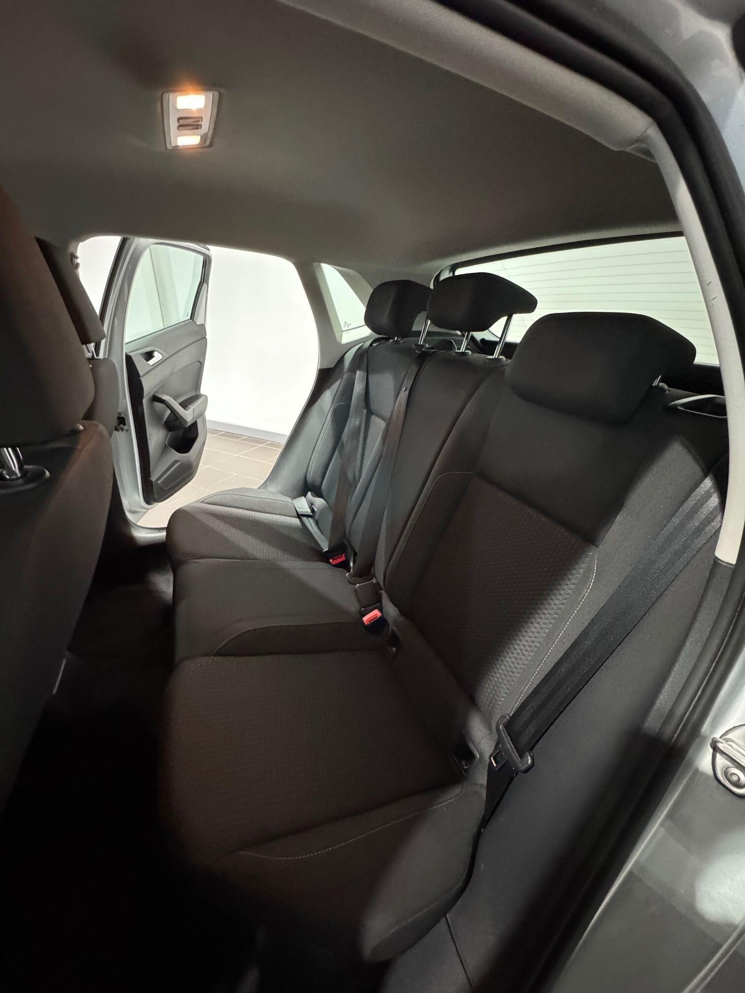 Volkswagen Polo - Image 17