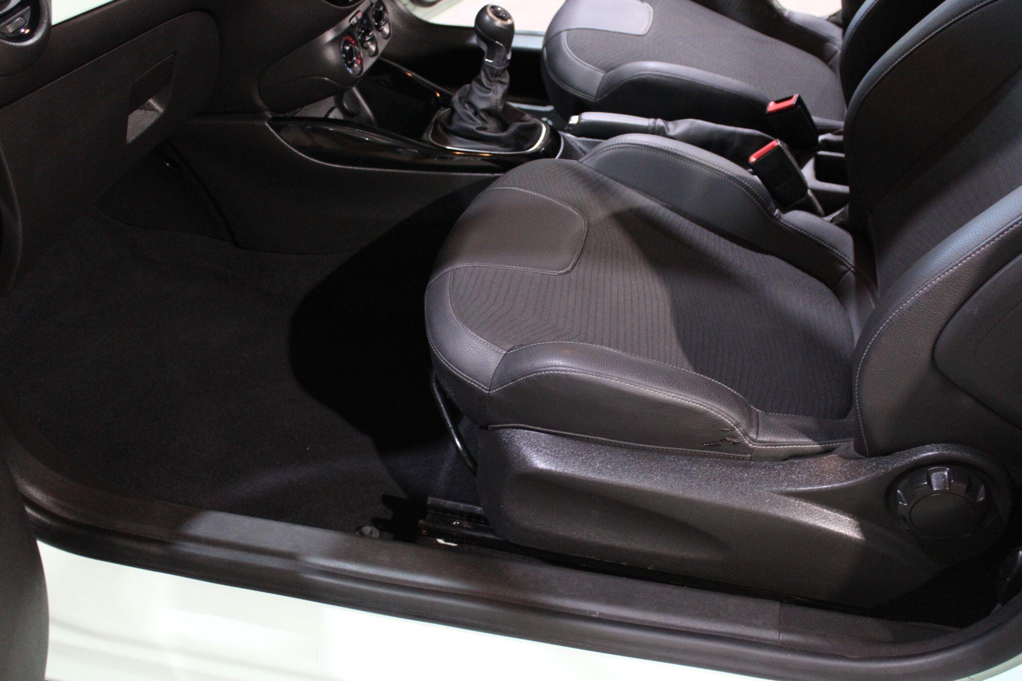 Vauxhall ADAM - Image 20