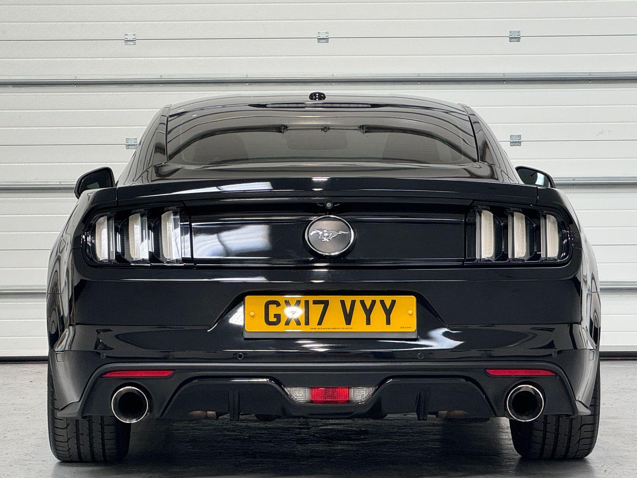 Ford Mustang - Image 13