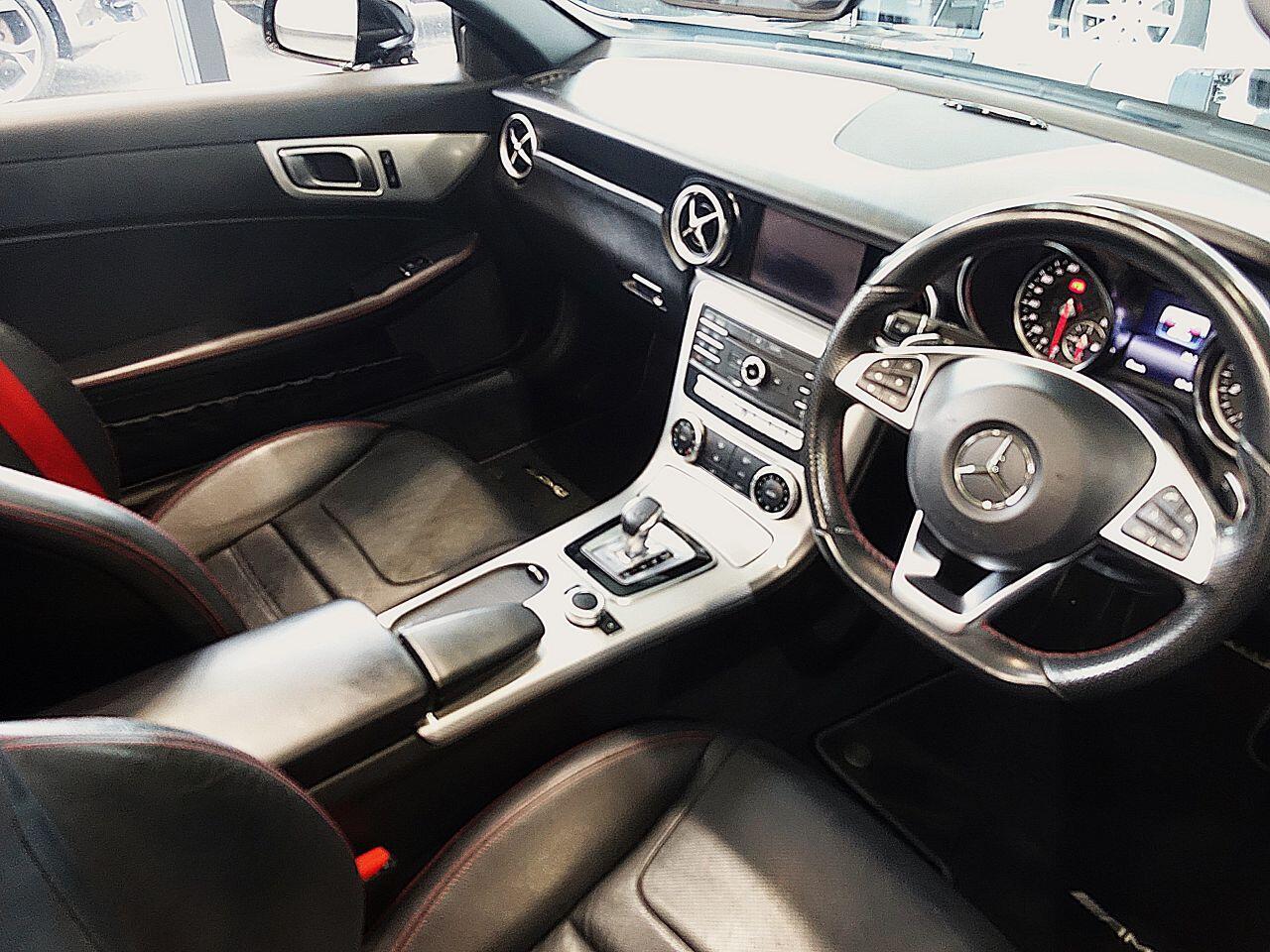 Mercedes SLC - Image 2
