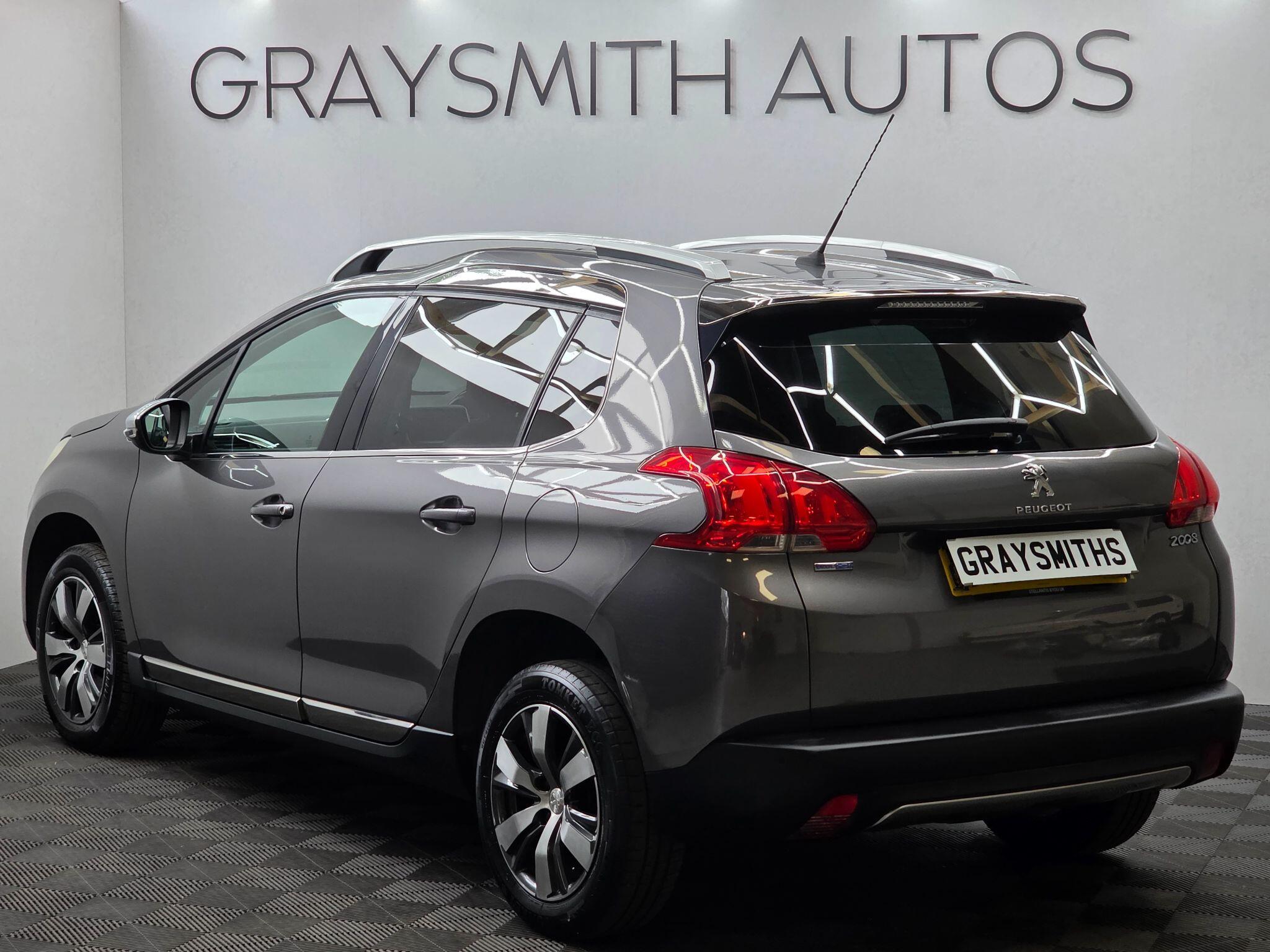 Peugeot 2008 - Image 2