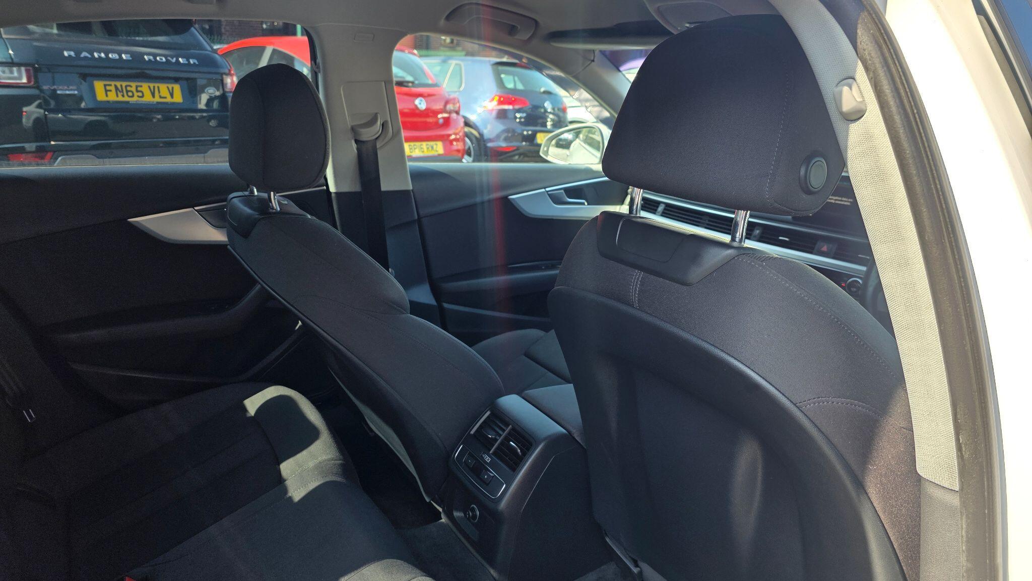 Audi A4 - Image 17