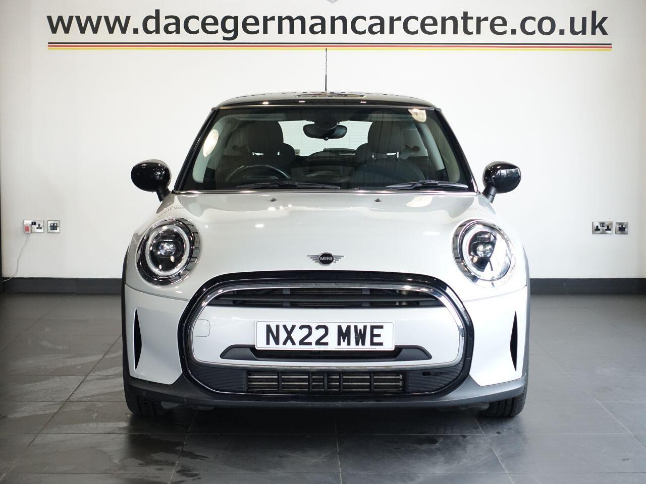 MINI Hatch - Image 4