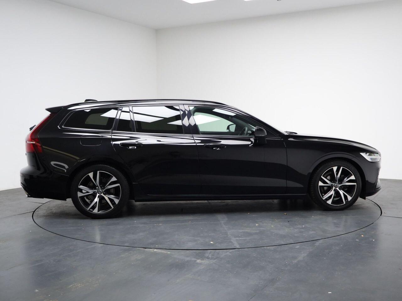 Volvo V60 - Image 14