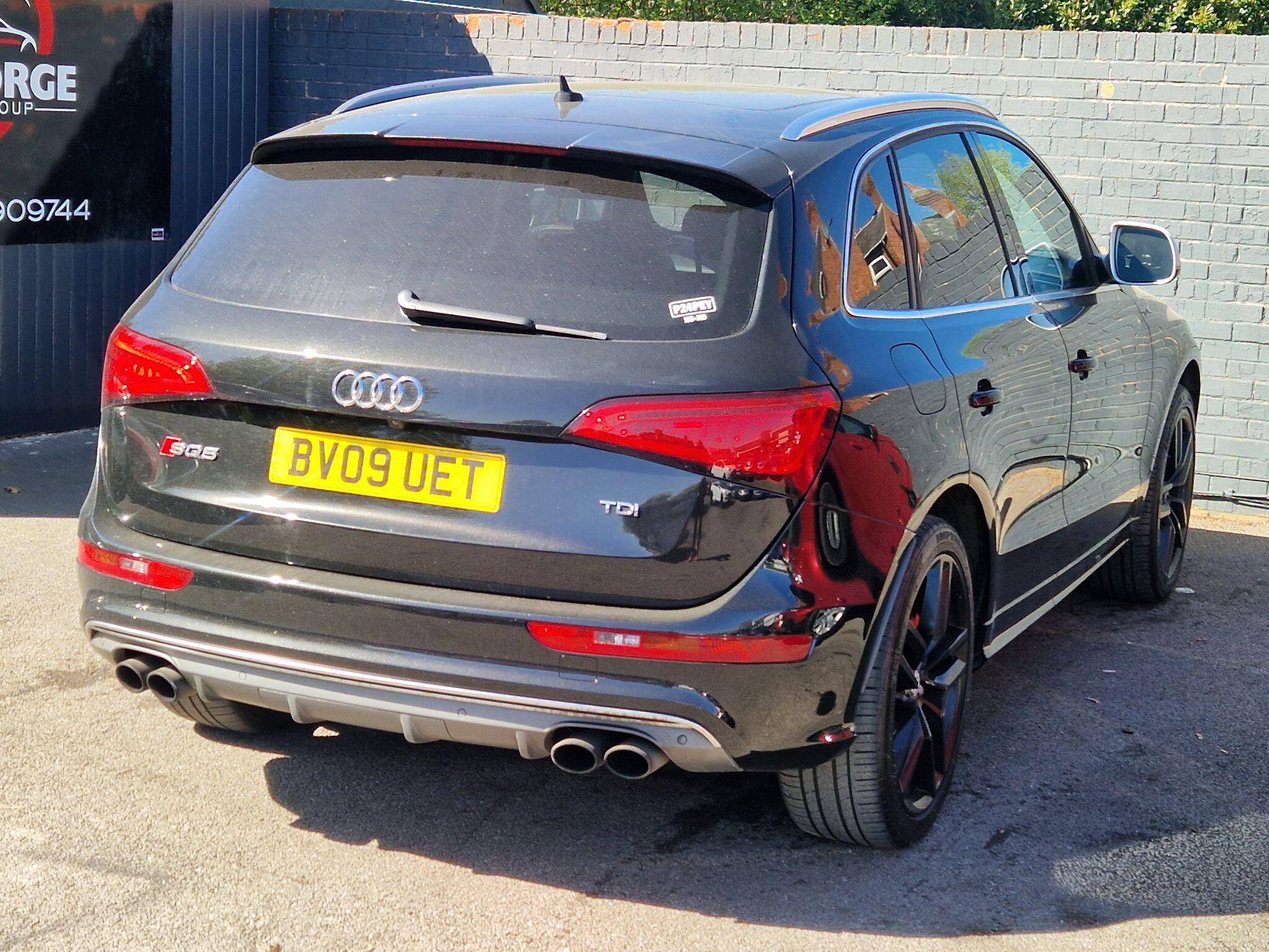 Audi SQ5 - Image 10