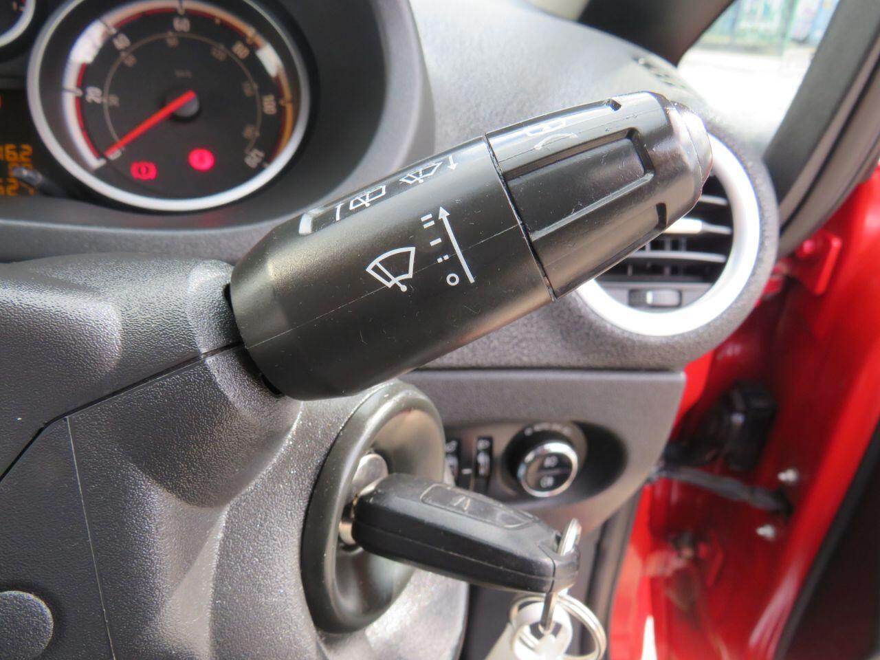 Vauxhall Corsa - Image 19