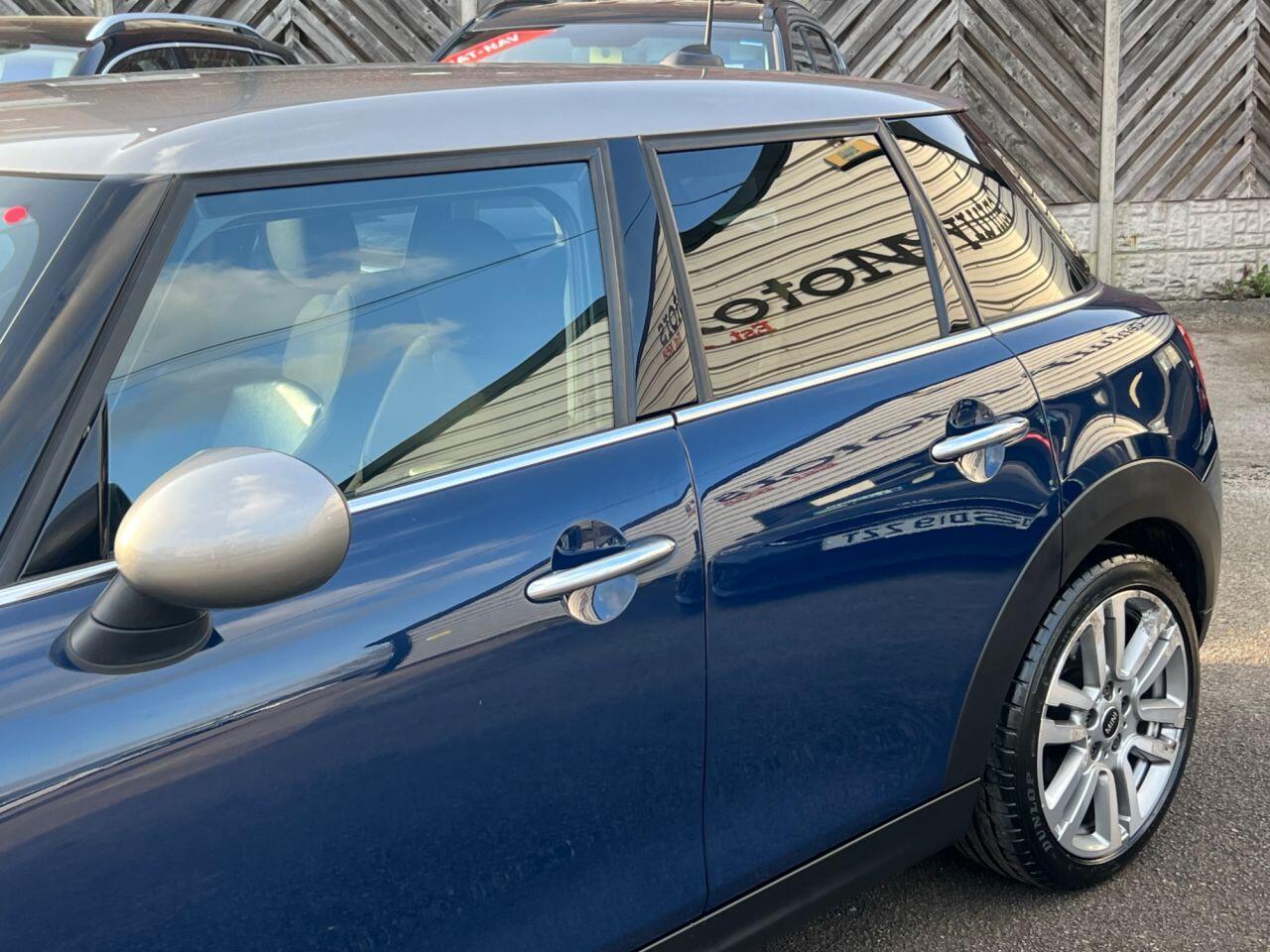 MINI Hatch - Image 12