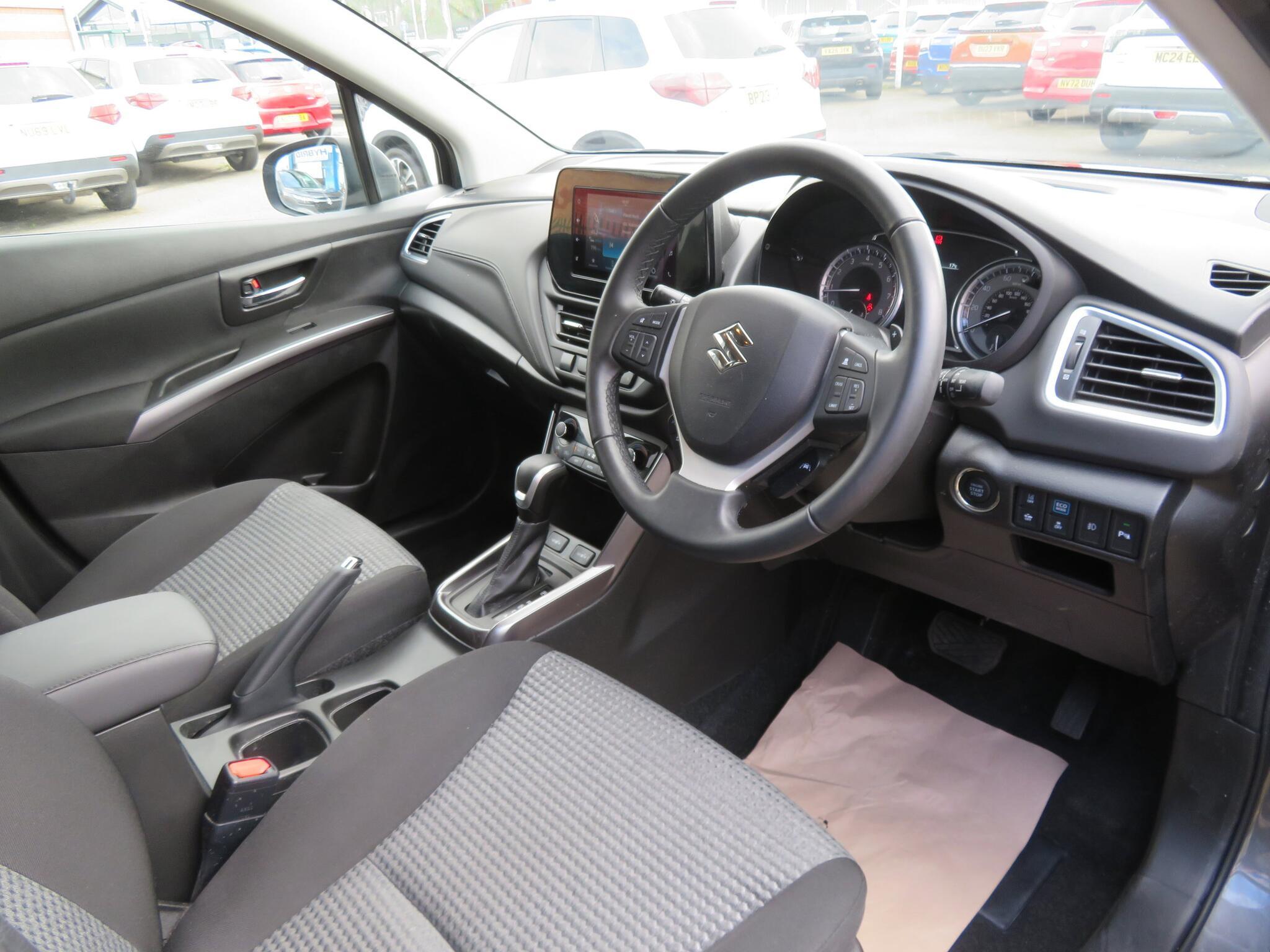 Suzuki S-Cross - Image 13