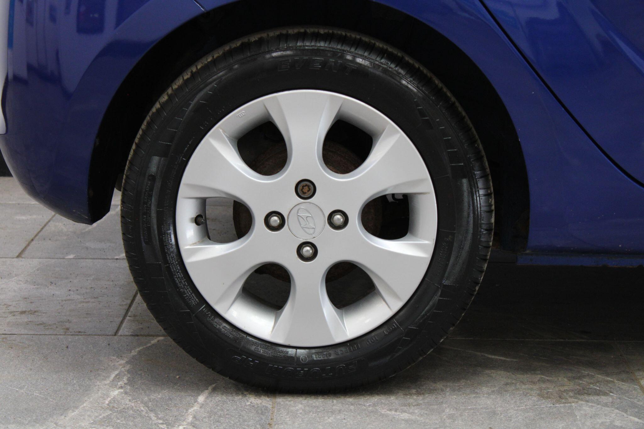 Hyundai i20 - Image 10