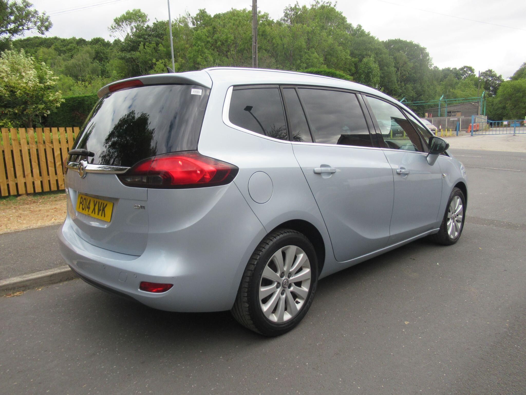 Vauxhall Zafira Tourer - Image 3