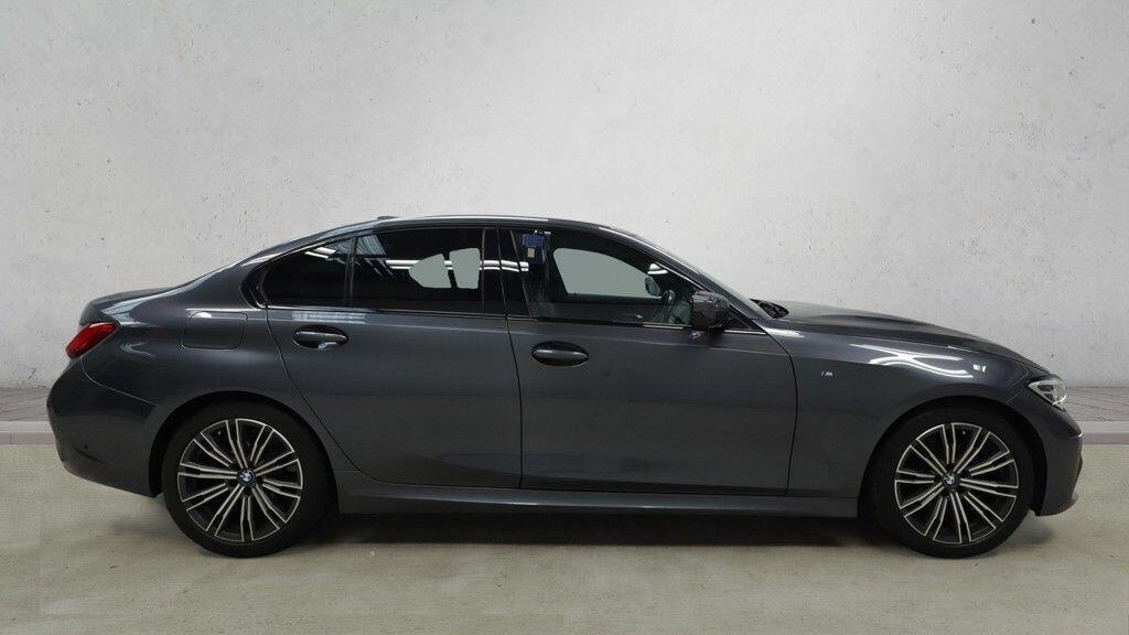 BMW 3 Series - Image 8