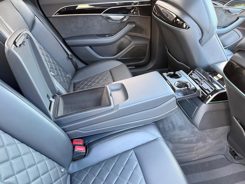 Audi A8 - Image 55