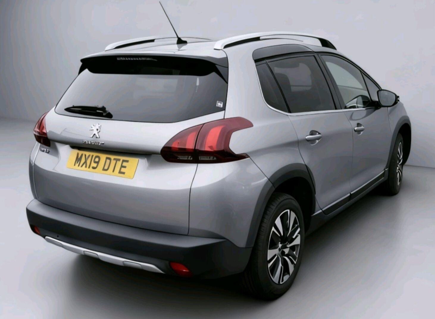 Peugeot 2008 - Image 4