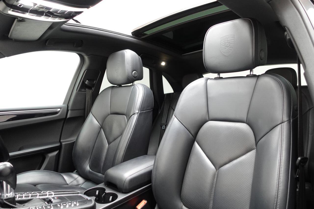 Porsche Macan - Image 17