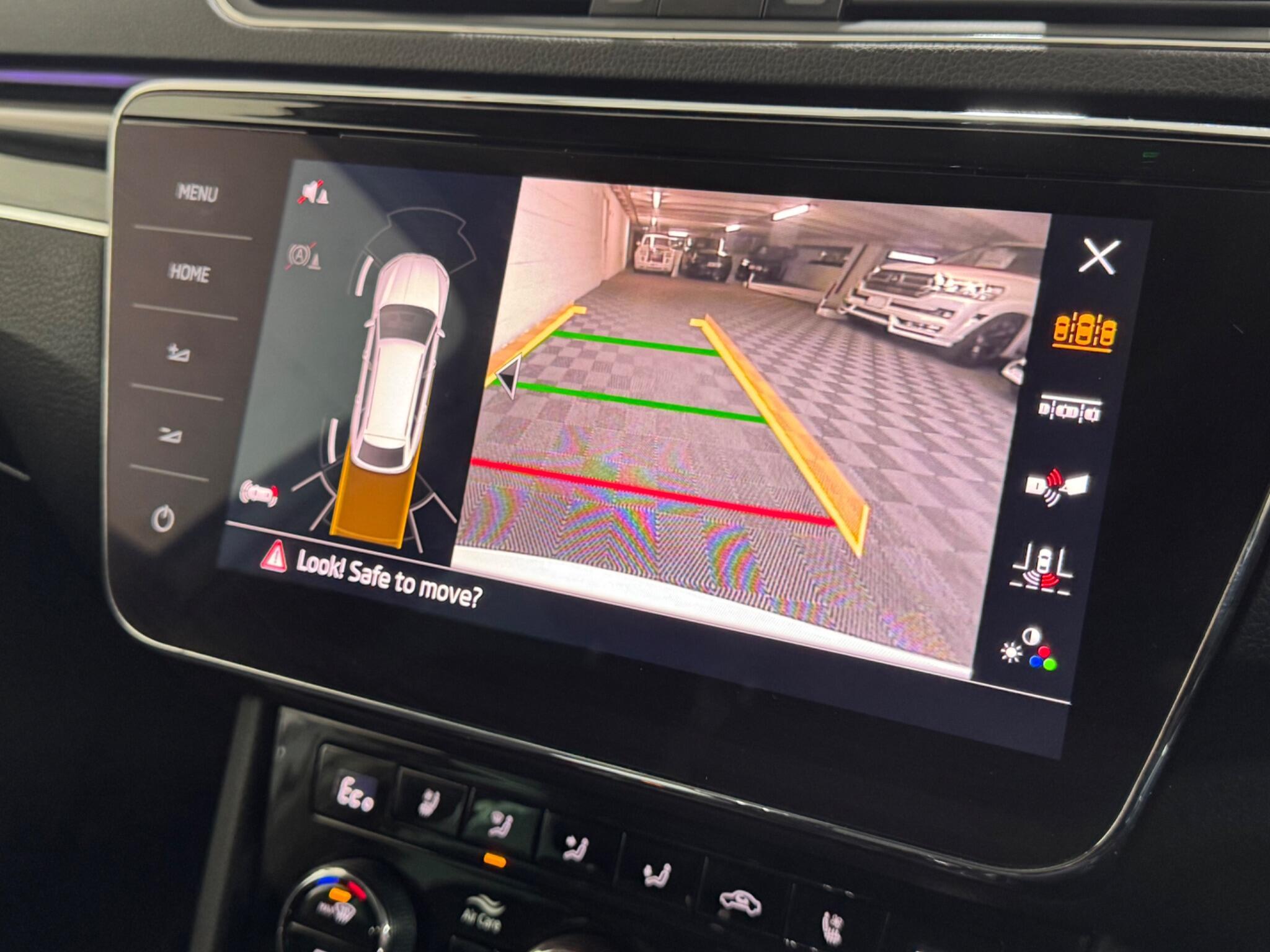 Skoda Superb - Image 13