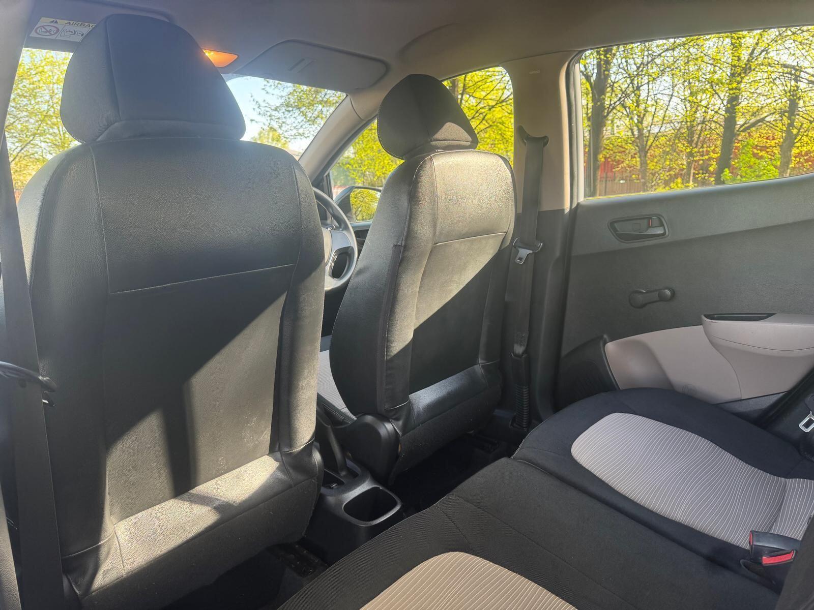 Hyundai i10 - Image 27