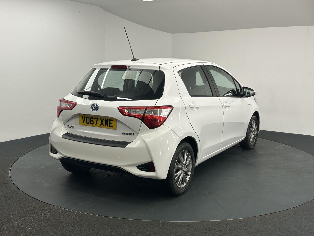 Toyota Yaris - Image 10