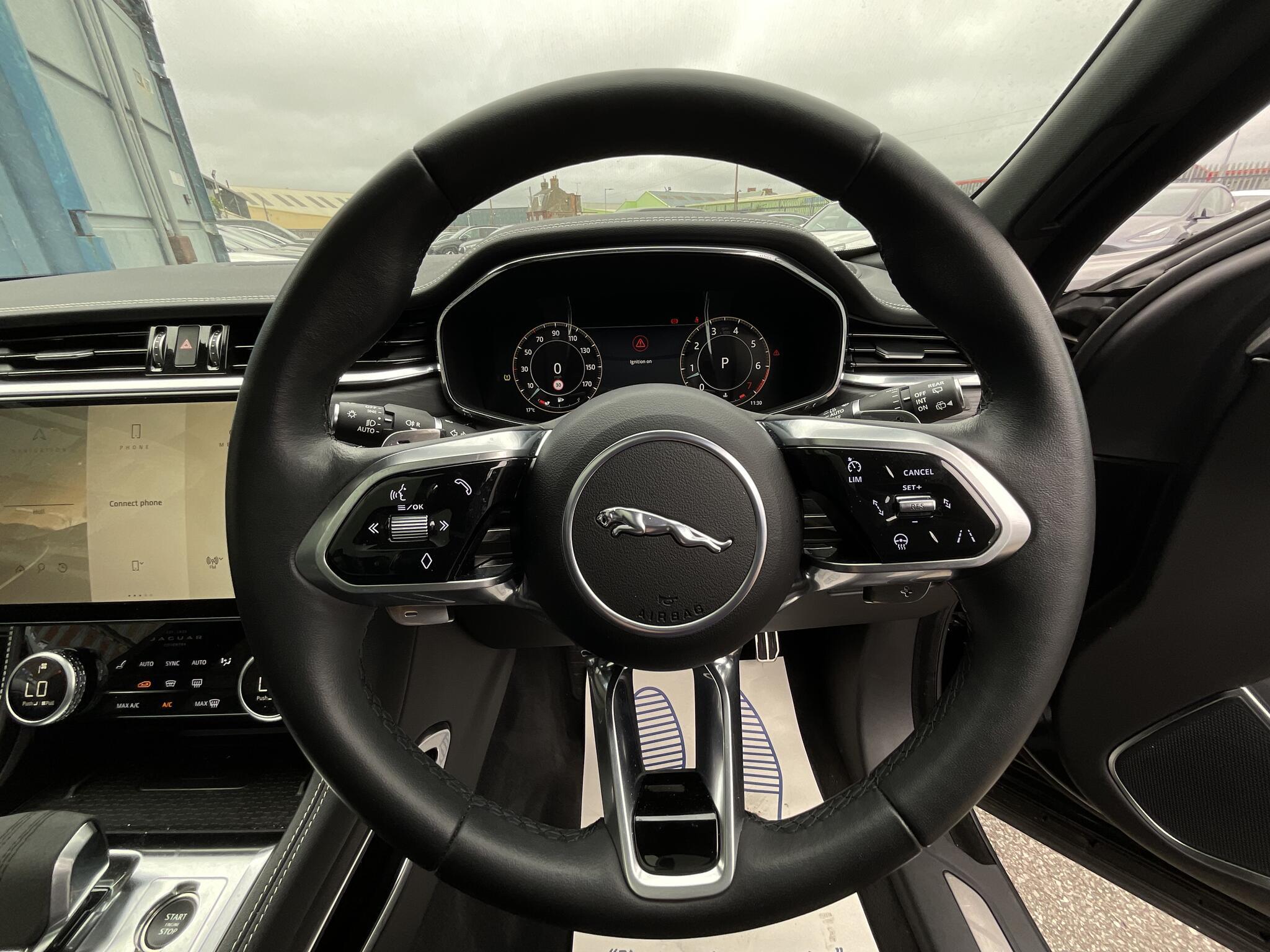 Jaguar F-Pace - Image 20