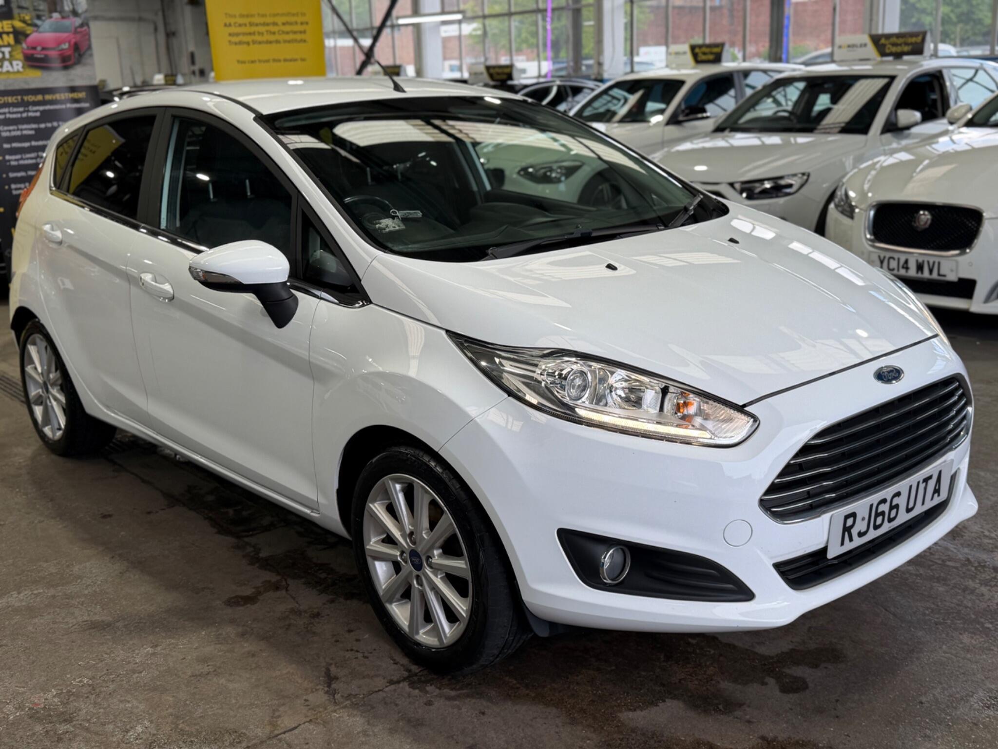 Ford Fiesta - Image 45